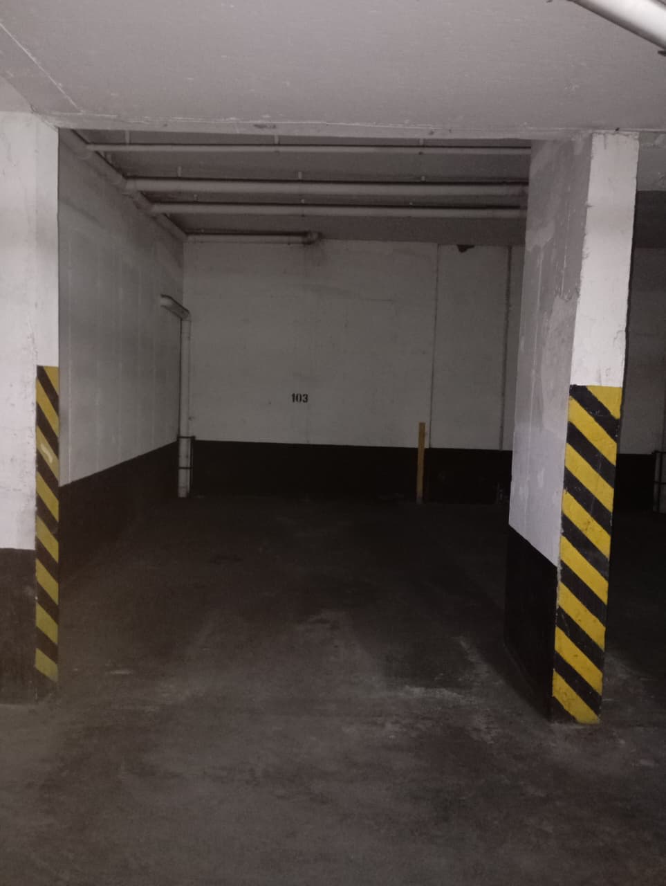 Estacionamiento Metro U. de Chile
